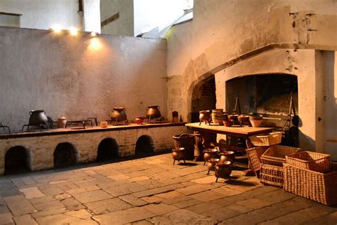 tudor palace food history